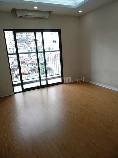 Chính chủ cho thuê căn góc 105m2,3PN,2WC,cc Goldsilk Complex Hà Đông