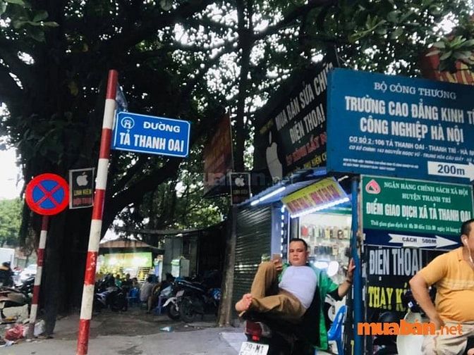Đường Tả Thanh Oai