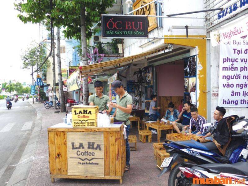 Mặt bằng vỉa hè