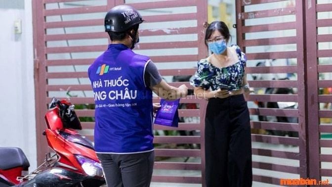 Tài xế giao hàng thuốc tây đảm bảo thuốc được giao đến đúng địa điểm và đúng thời gian