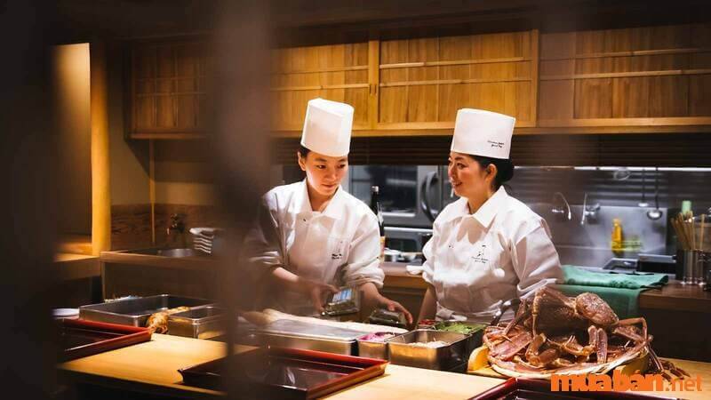 Công việc phụ bếp đang được tuyển dụng khá phổ biến tại Đà Lạt