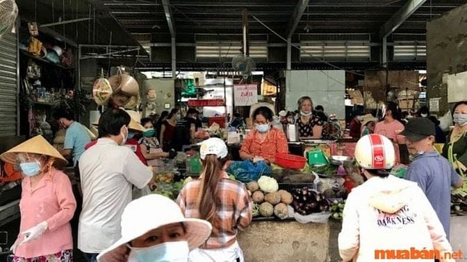 Tìm hiểu về môi trường làm việc và quy trình hoạt động trong chợ