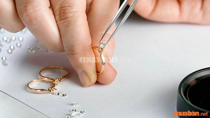 Hiện nay có rất nhiều doanh nghiệp đang tuyển dụng thợ bạc 