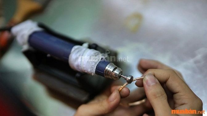 Nhu cầu tuyển thợ bạc đang tăng lên đáng kể trong những năm gần đây