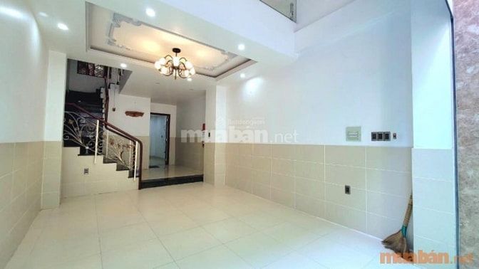 Tham khảo thông tin nhà đất ngay trên trang rao vặt muaban.net