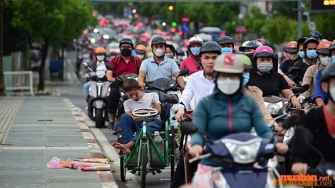 Kẹt xe tại tuyến đường Nam kỳ Khởi Nghĩa vào giờ cao điểm