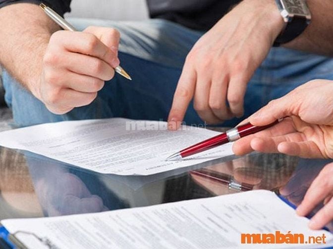Xem kỹ hợp đồng tránh vấn đề phát sinh sau này