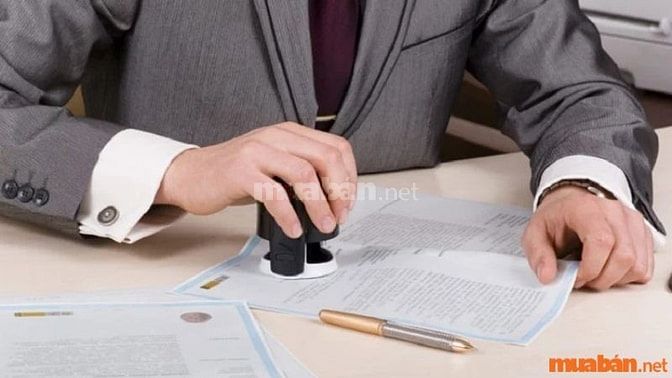  Hình 9: Làm hợp đồng mua bán nhà