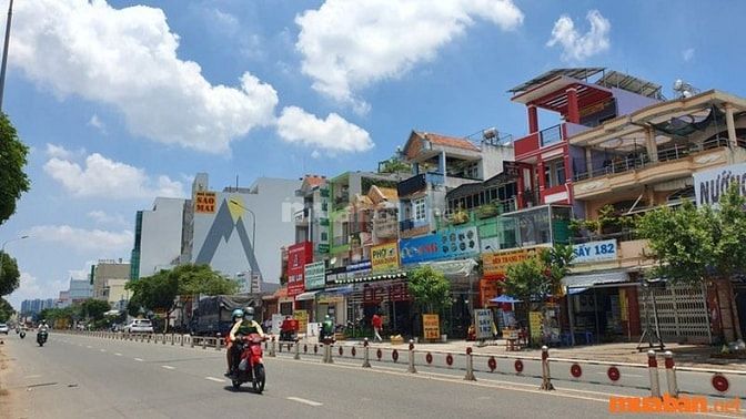  Hình 5: Nhà quận Tân Phú