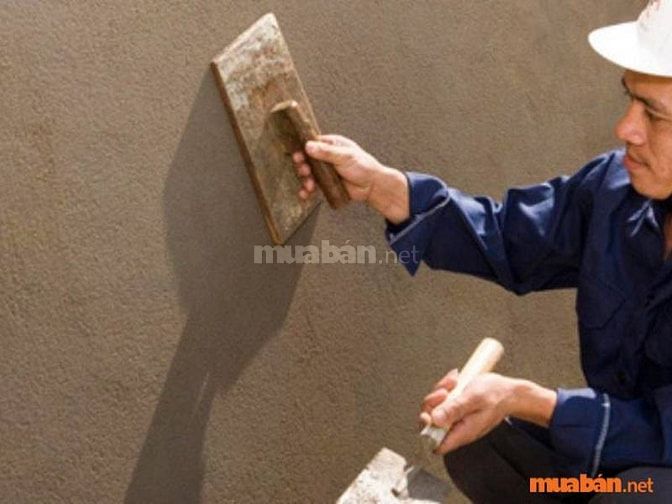 Hình 6: Công việc chính của thợ xây trát là trát tường