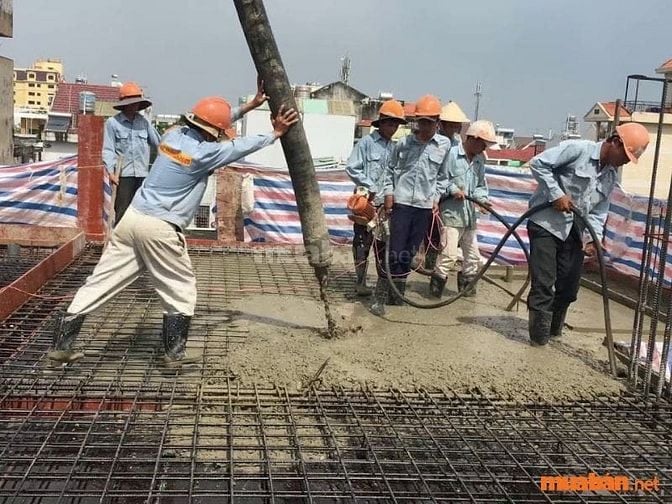 Thợ hồ có khối lượng công việc lớn