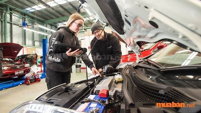 Có kiến thức về hệ thống điện ô tô