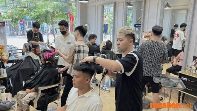 Tìm hiểu về salon mà bạn sẽ ứng tuyển thợ phụ tóc quận 3