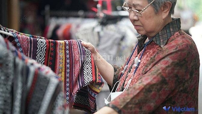 Việc làm bán hàng cho người trên 60 tuổi