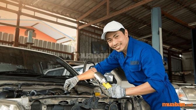 Tự học hỏi là kỹ năng quan trọng của thợ sửa chữa ô tô