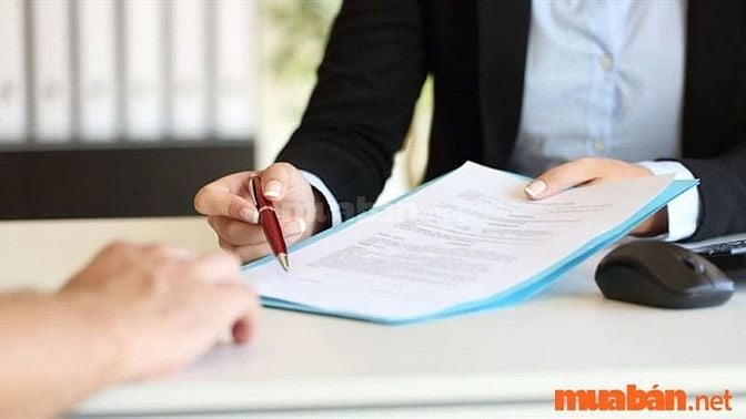 Hãy đọc kỹ thông tin hợp đồng trước khi ký