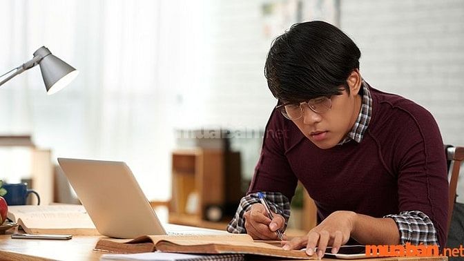 Nên tìm hiểu kỹ về thông tin công việc