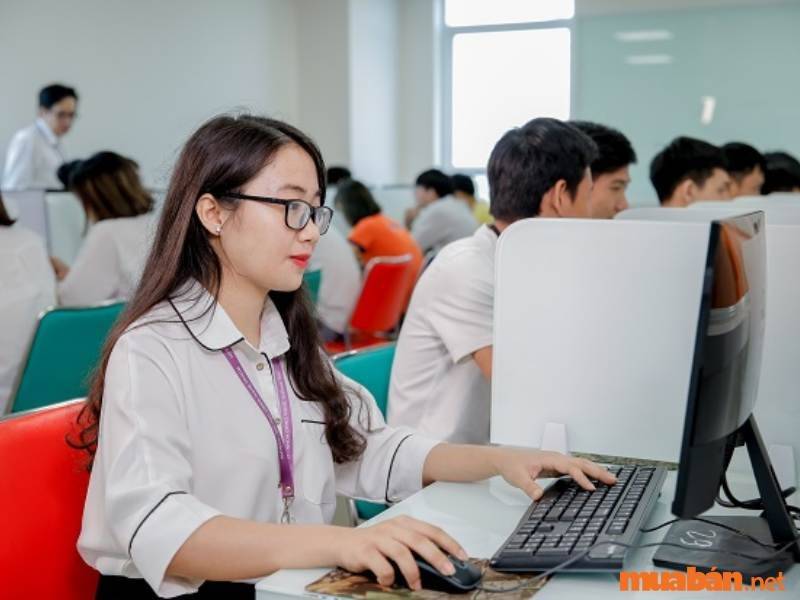 Tìm việc làm part time cho sinh viên quận 9 uy tín