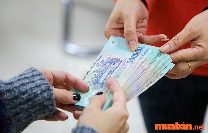 Người lao động làm việc online ít được hưởng các đãi ngộ như khi đi làm chính thức