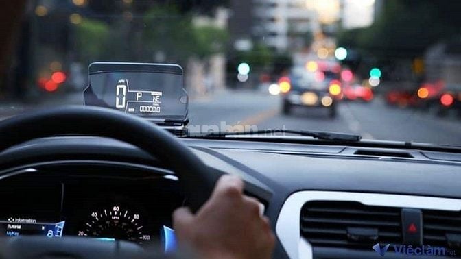  Tuyển dụng tài xế lái xe ca đêm