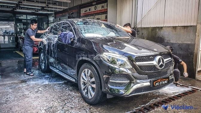 Thị trường tuyển dụng việc làm rửa xe sôi động