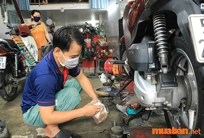 Nhu cầu tuyển thợ học việc sửa xe máy tăng mạnh mẽ