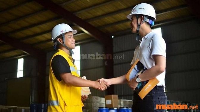Đọc kỹ các điều khoản trong hợp đồng
