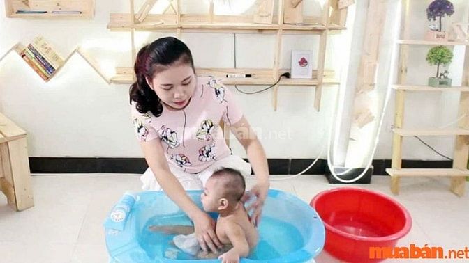 nhu cầu tuyển dụng người giữ em bé quận 7