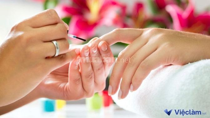  Một số tiệm gội đầu có bao gồm làm nails