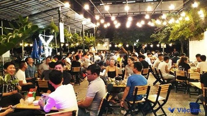  Mức thu nhập trung bình của nhân viên phục vụ Đà Nẵng