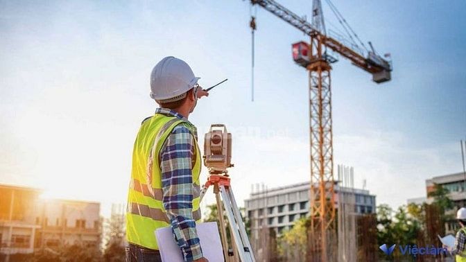 Kỹ sư xây dựng trên 40 tuổi có nhiều kinh nghiệm