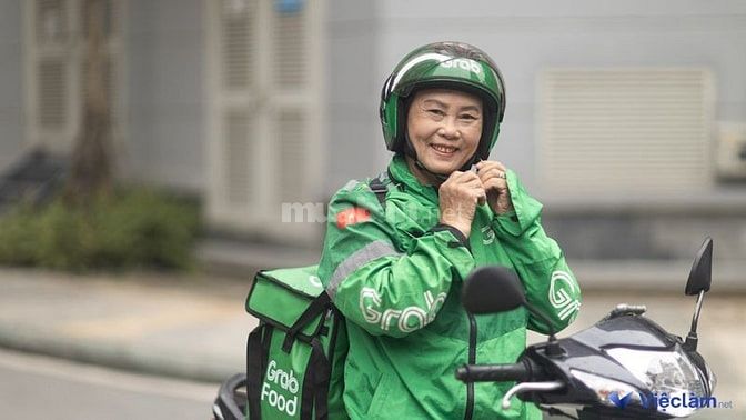 Lái xe công nghệ trên 40 tuổi