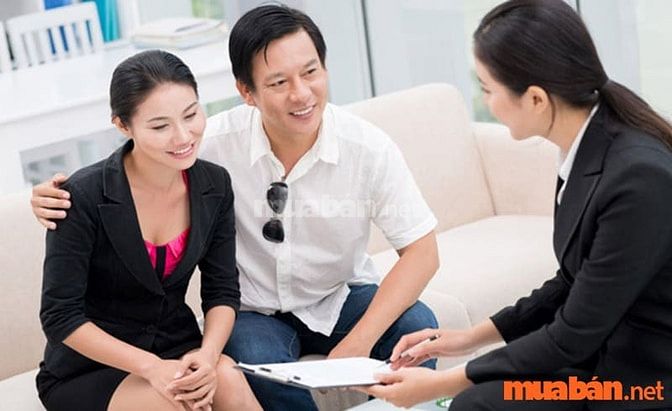 Thương lượng giá thuê với chủ trọ để có mức giá hợp lý