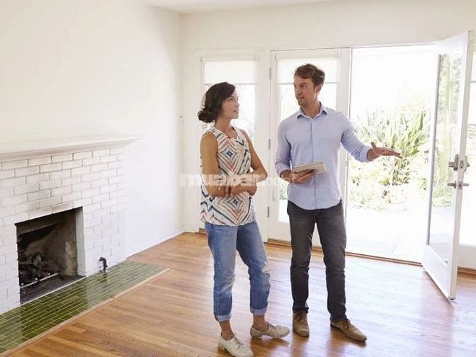 Bạn cần đi xem nhà trực tiếp để có thể kiểm tra chất lượng ngôi nhà kỹ càng