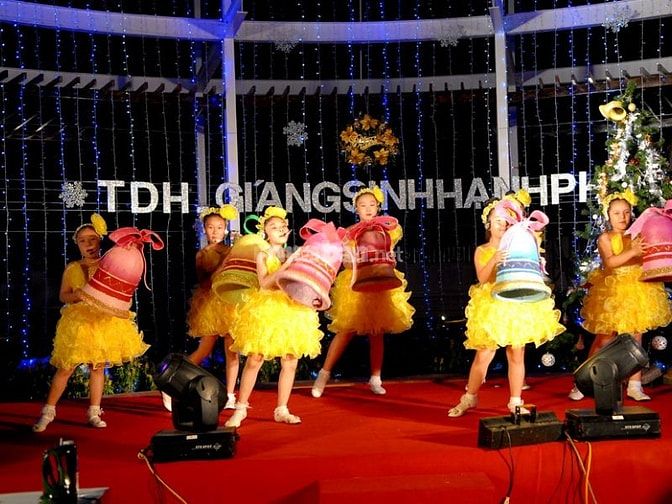 Hoạt động giao lưu văn nghệ 