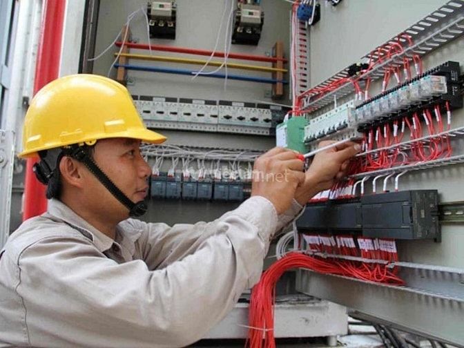 Công nhân bảo trì cần có kỹ năng làm việc nhóm