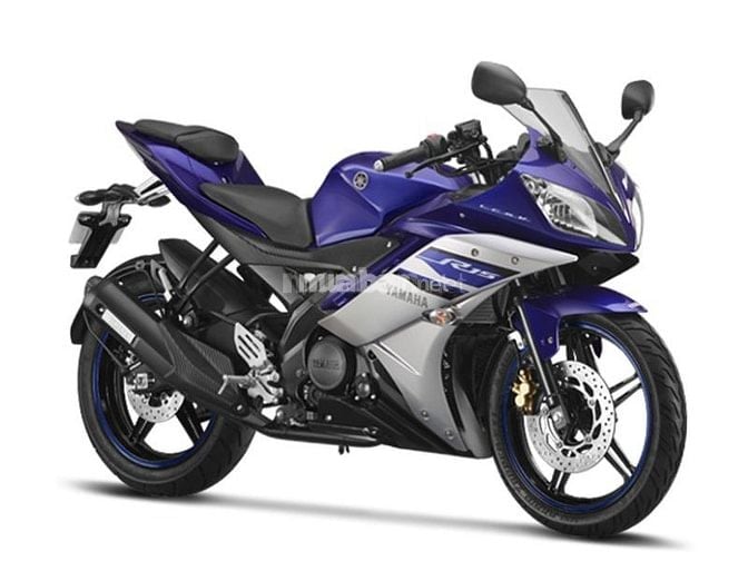R15 V2 là một dòng xe tay côn rất được giới trẻ săn đón