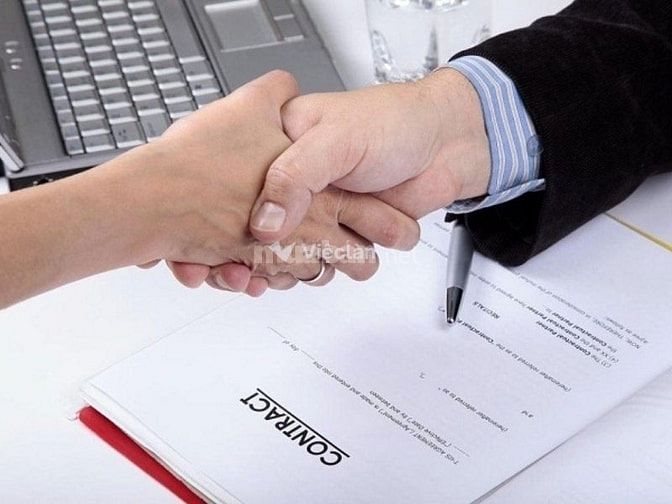 Kiểm tra kỹ nội dung có trong hợp đồng