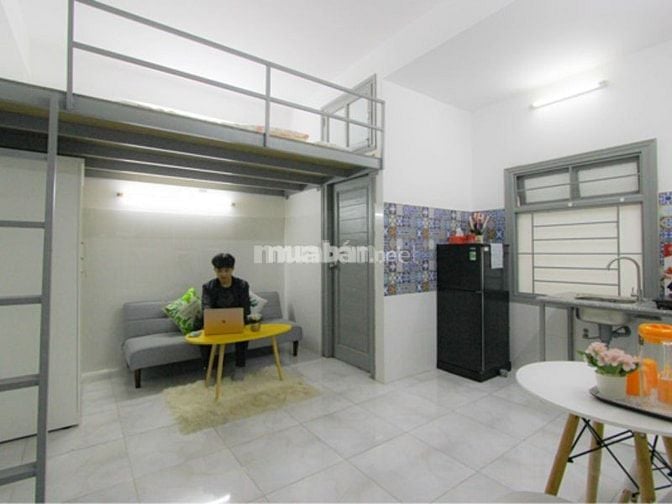 Trực tiếp đến xem phòng trọ