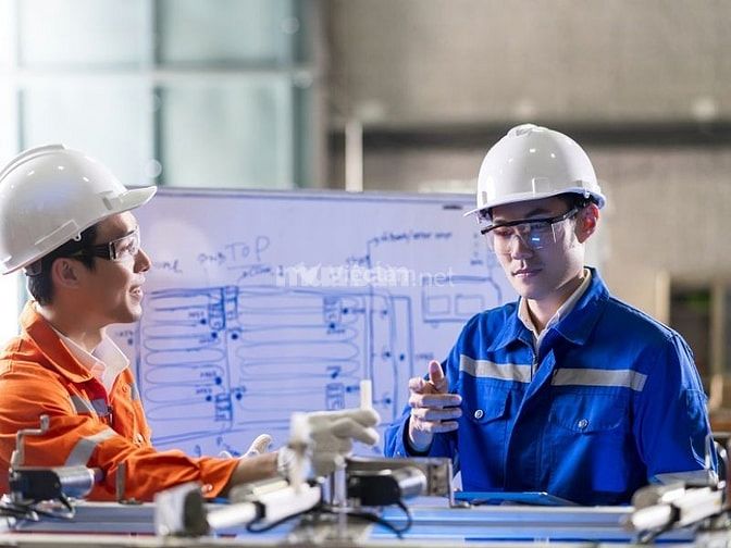 Công việc kỹ sư cơ khí cần có kiến thức chuyên môn vững