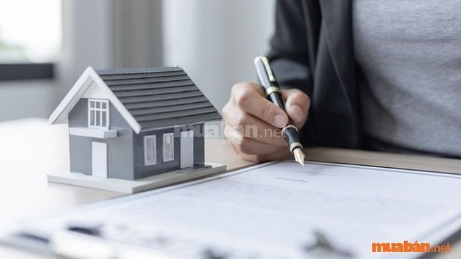 Đọc kỹ bản hợp đồng mua bán