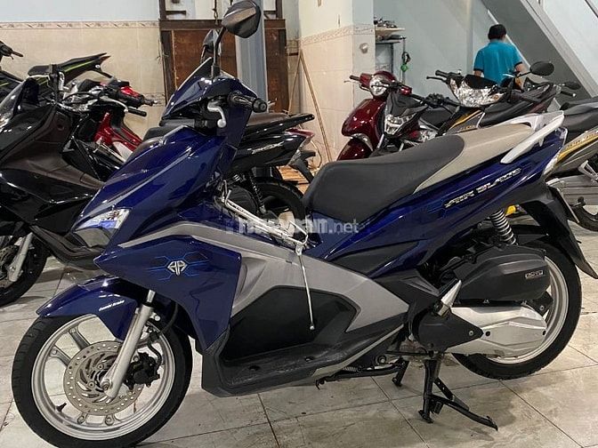 Các tiện ích trên xe Air Blade 2017