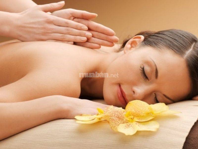 Massage thư giãn tại nhà