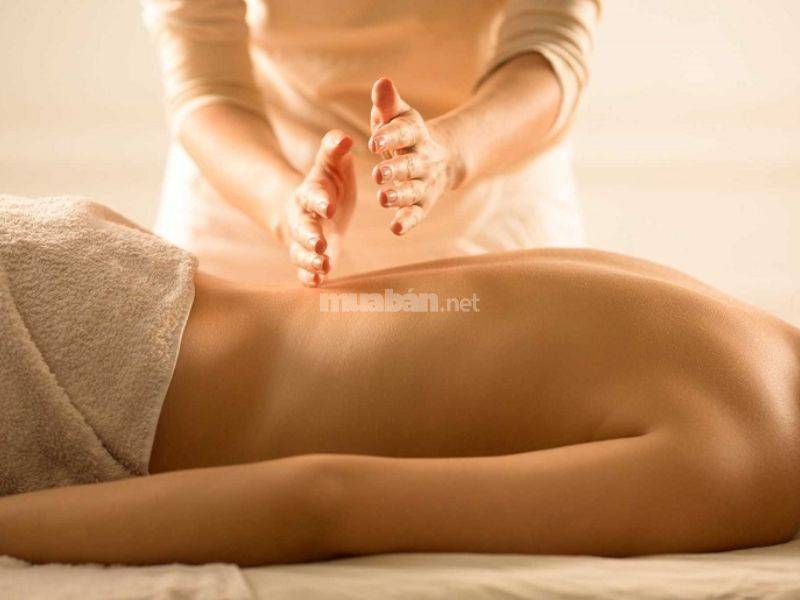 Massage toàn thân tại nhà