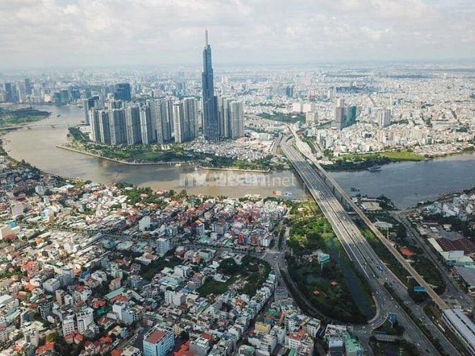 Thành phố Hồ Chí Minh là một trong thành phố năng động, có nền kinh tế phát triển nhất cả nước