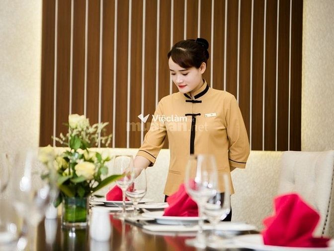 Nhân viên phục vụ 