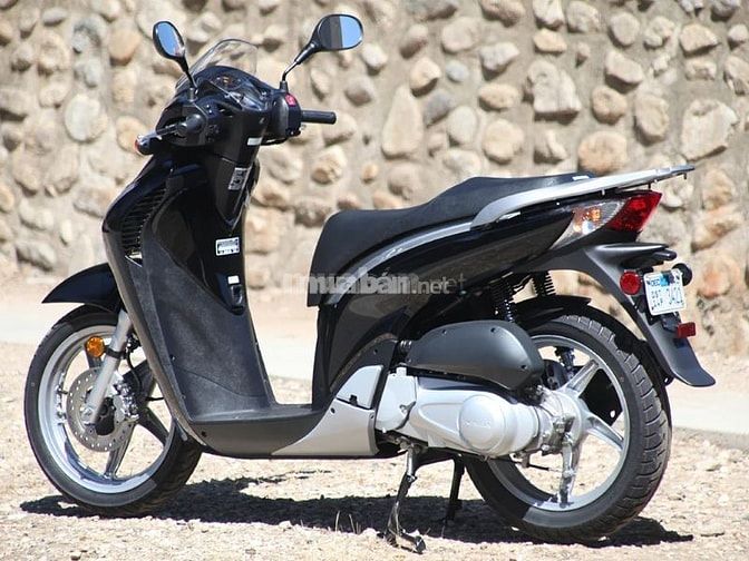 Thông số kỹ thuật của SH Ý 2010