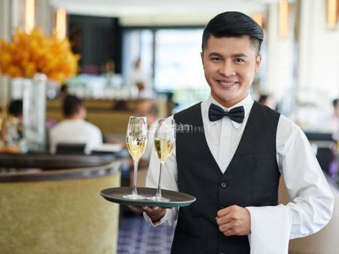 Nhân viên phục vụ
