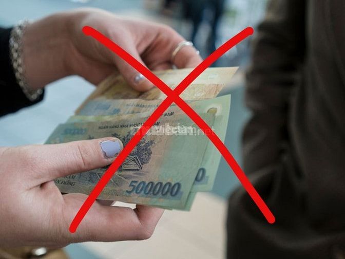 Không đóng bất cứ khoản phí nào trước khi nhận việc