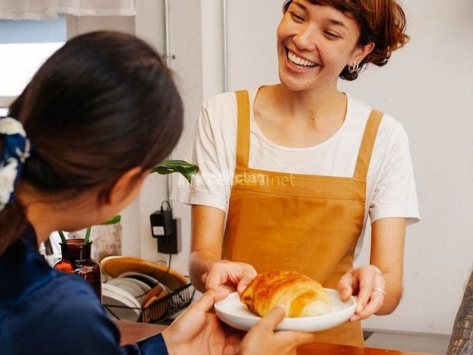 Việc làm nhân viên phục vụ ngày hè
